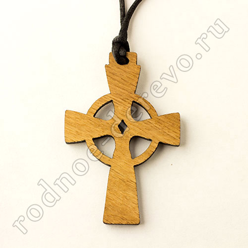Кельтский крест из дуба